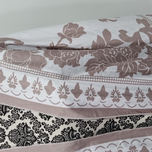 White and light brown floral boho robe, long sleeve approx size 10 to 14 - Picture 2 of 5